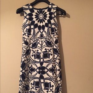 Adorable maternity dress - work or formal